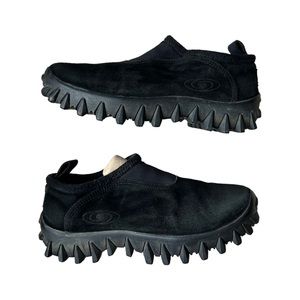 1999 Salomon Contagrip Suede Hiking Slip On Black